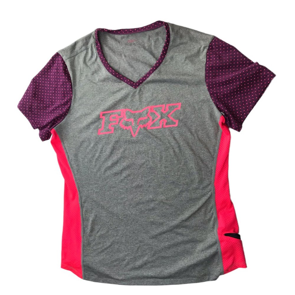 FOX T Shirt Gray / Pink Purple Short Sleeves.  Size Women's M